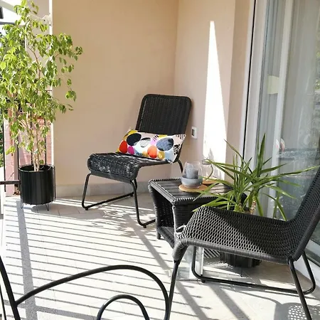 Seabreeze דירה *