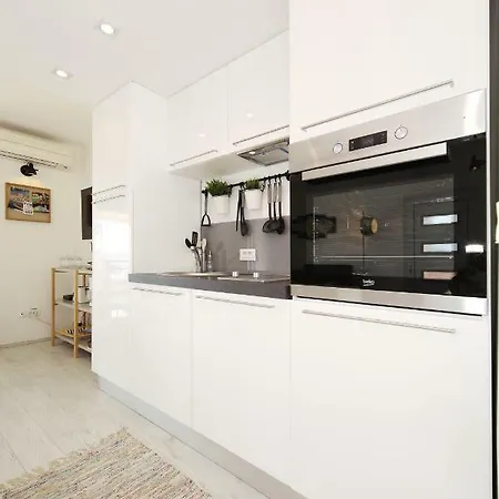 Seabreeze Apartment Zadar